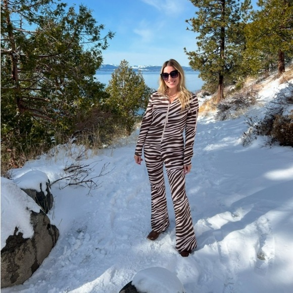 CYNTHIA ROWLEY Zebra Ski Suit L - Picture 5 of 16